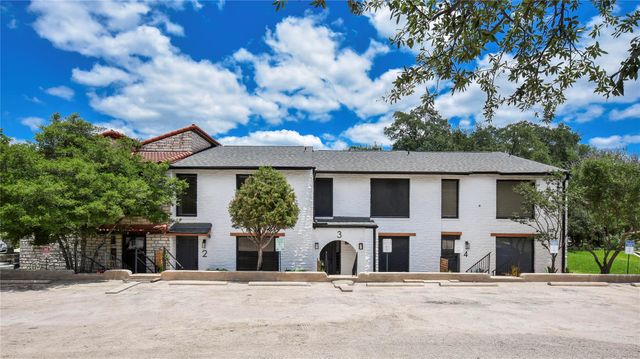 18801 Hogan CIR 2, Lago Vista, TX 78645