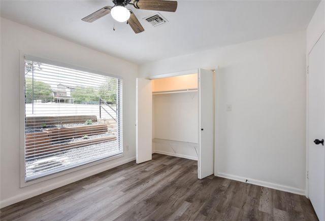 18801 Hogan CIR 2, Lago Vista, TX 78645