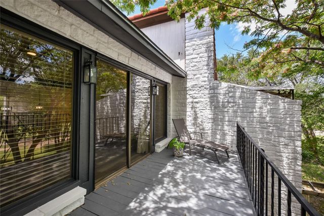 18801 Hogan CIR 2, Lago Vista, TX 78645