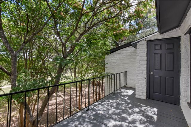 18801 Hogan CIR 2, Lago Vista, TX 78645