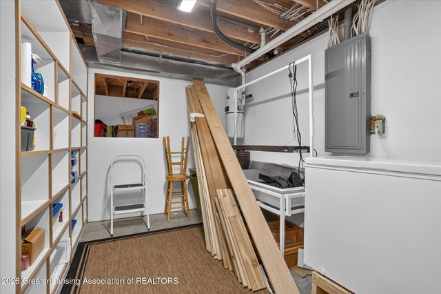 2310 Raby Road, East Lansing, MI 48823