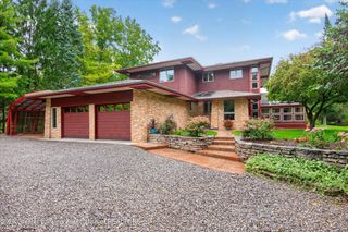 2310 Raby Road, East Lansing, MI 48823