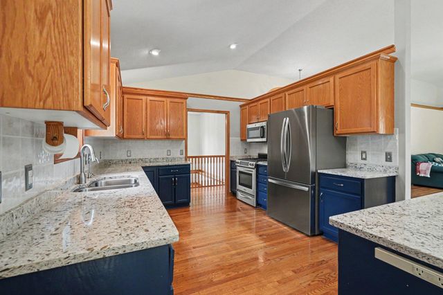 2306 174th Circle NW, Andover, MN 55304