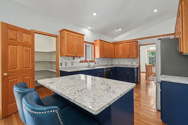 2306 174th Circle NW, Andover, MN 55304