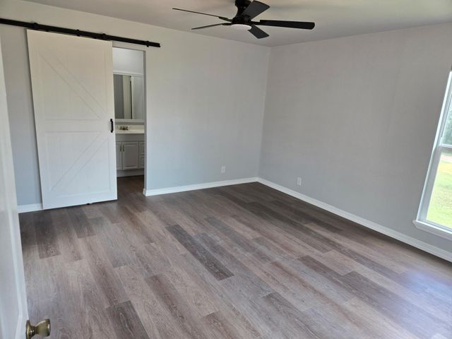 22101 Four Hundred Ave, Spicewood, TX 78669