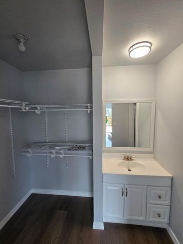 22101 Four Hundred Ave, Spicewood, TX 78669