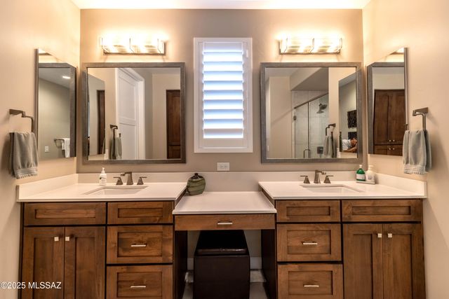 32732 S Cattle Trail, Oracle, AZ 85623