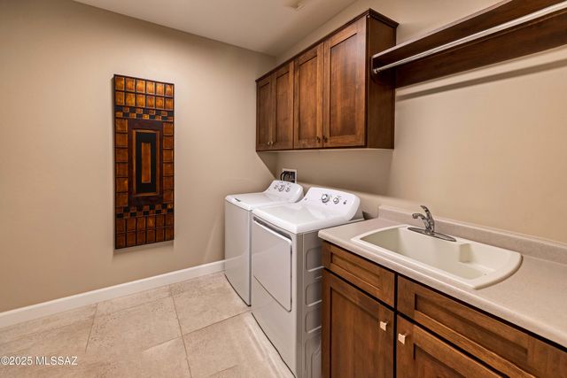 32732 S Cattle Trail, Oracle, AZ 85623