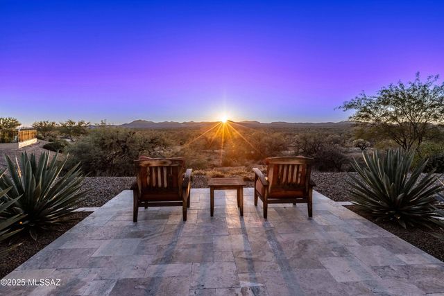 32732 S Cattle Trail, Oracle, AZ 85623