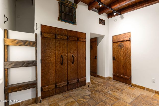 6550 N Rattlesnake Canyon Road, Tucson, AZ 85750