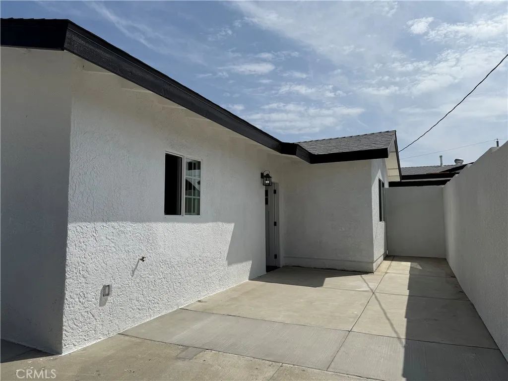 9452 Rose Avenue B, Montclair, CA 91763