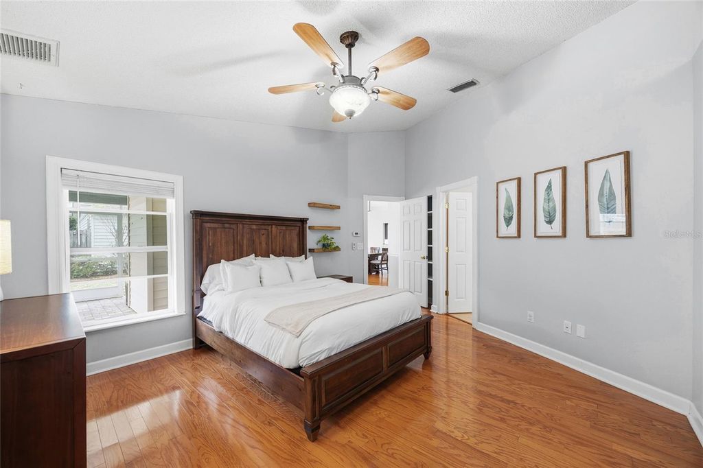 Image 21 of property listing at 3570 DEER RUN S, Palm Harbor, FL 34684