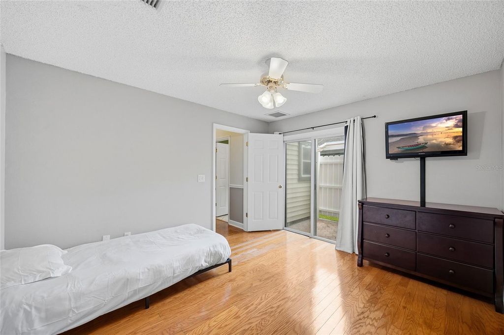 Image 34 of property listing at 3570 DEER RUN S, Palm Harbor, FL 34684