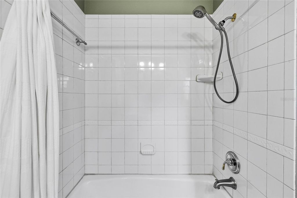 Image 37 of property listing at 3570 DEER RUN S, Palm Harbor, FL 34684