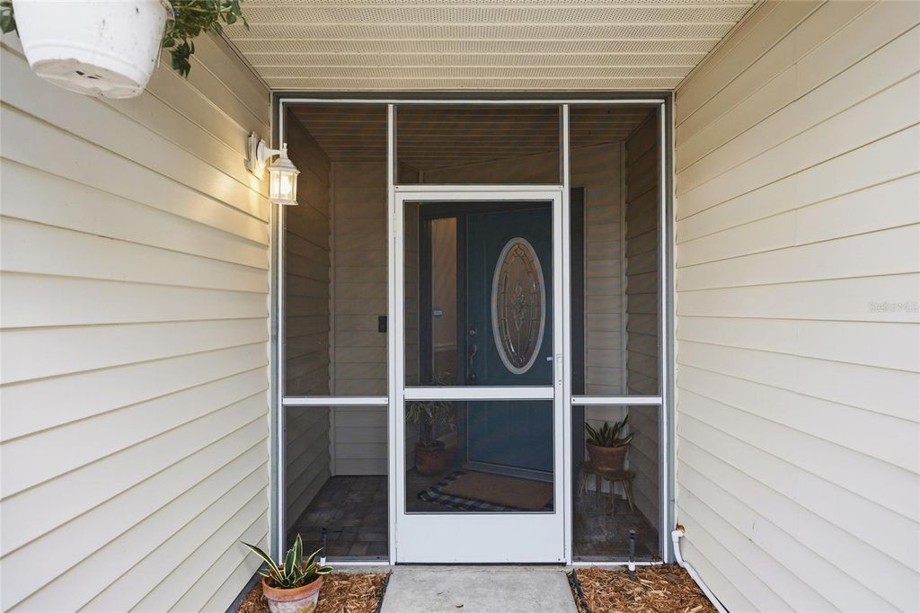 Image 8 of property listing at 3570 DEER RUN S, Palm Harbor, FL 34684