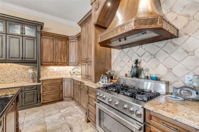 680 LAKE MILLS ROAD, Oviedo, FL 32766