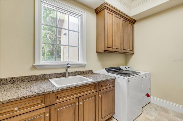 680 LAKE MILLS ROAD, Oviedo, FL 32766