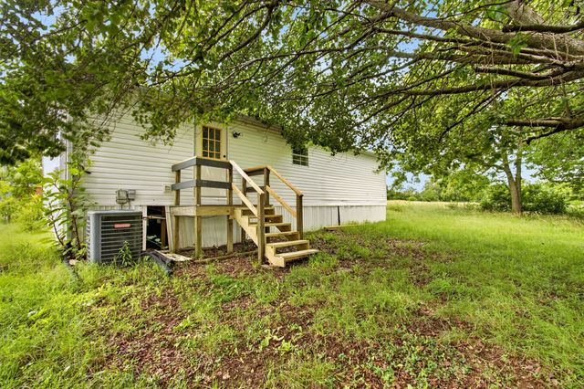 536 Pinkston Court, Harrodsburg, KY 40330