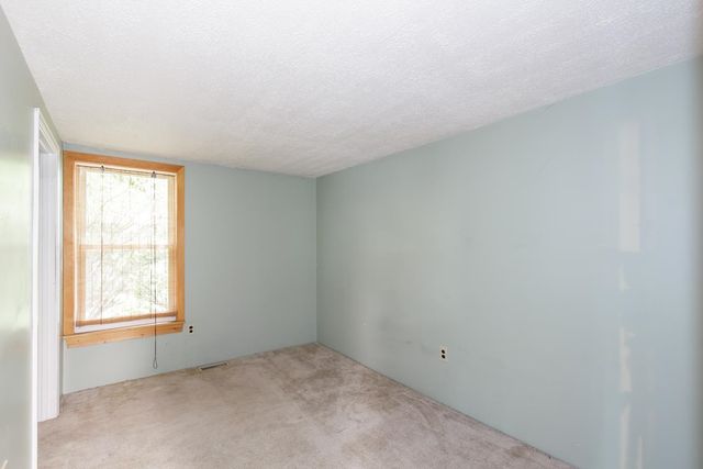 78 Shore Drive, Salem, NH 03079