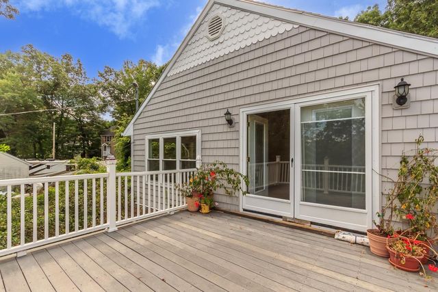 78 Shore Drive, Salem, NH 03079