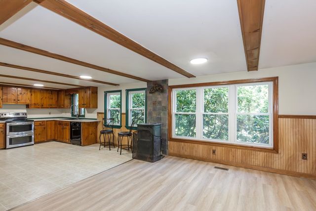 78 Shore Drive, Salem, NH 03079