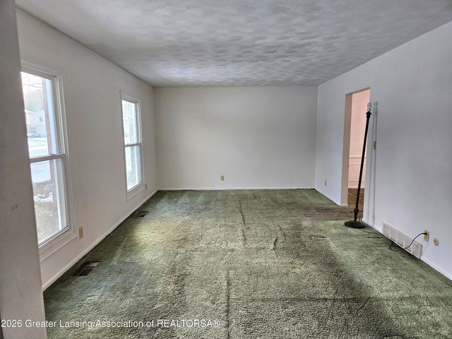 2800 Tecumseh River Road, Lansing, MI 48906