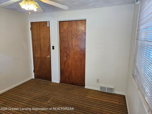 2800 Tecumseh River Road, Lansing, MI 48906