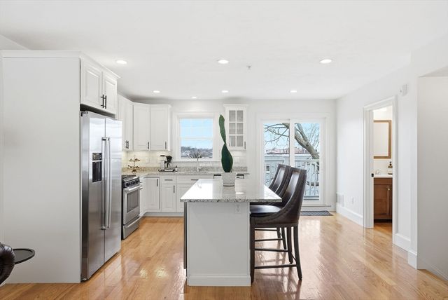 9 Park Street 3, Boston, MA 02122