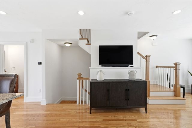 9 Park Street 3, Boston, MA 02122