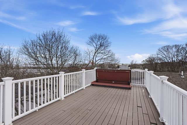 9 Park Street 3, Boston, MA 02122