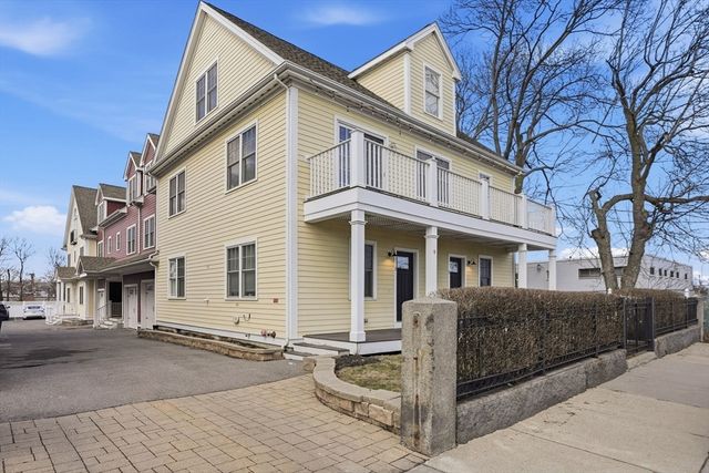 9 Park Street 3, Boston, MA 02122