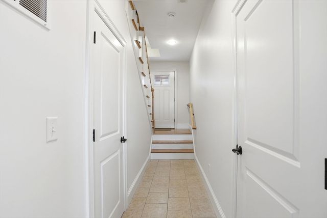 9 Park Street 3, Boston, MA 02122