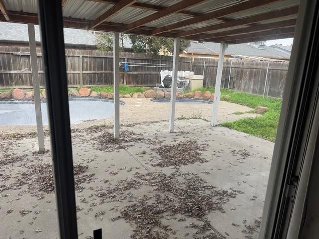 9437 Bonanza Dr, Stockton, CA 95209