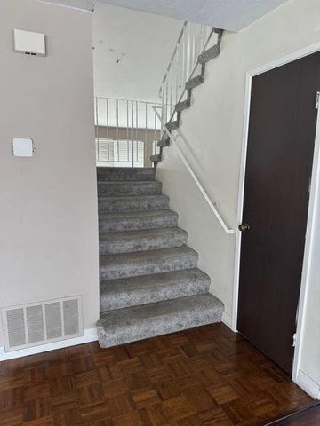 9437 Bonanza Dr, Stockton, CA 95209