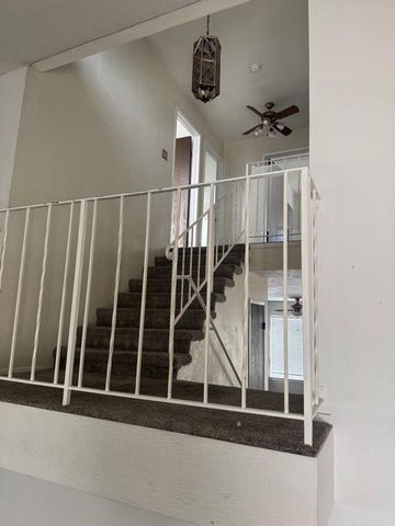 9437 Bonanza Dr, Stockton, CA 95209