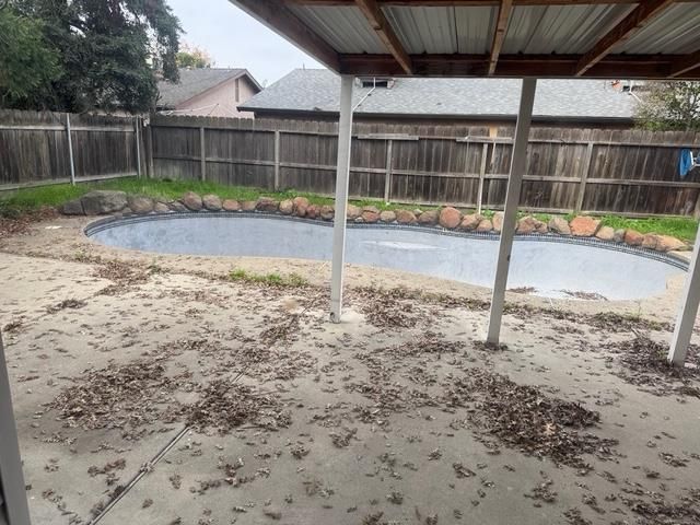 9437 Bonanza Dr, Stockton, CA 95209