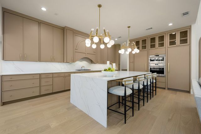 6055 Ellsworth Avenue, Dallas, TX 75206