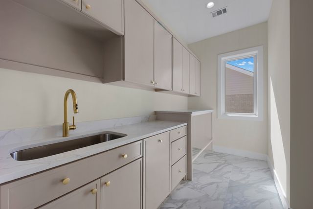 6055 Ellsworth Avenue, Dallas, TX 75206