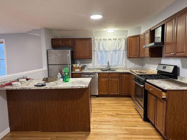 12 Bakers Ave, Weymouth, MA 02188