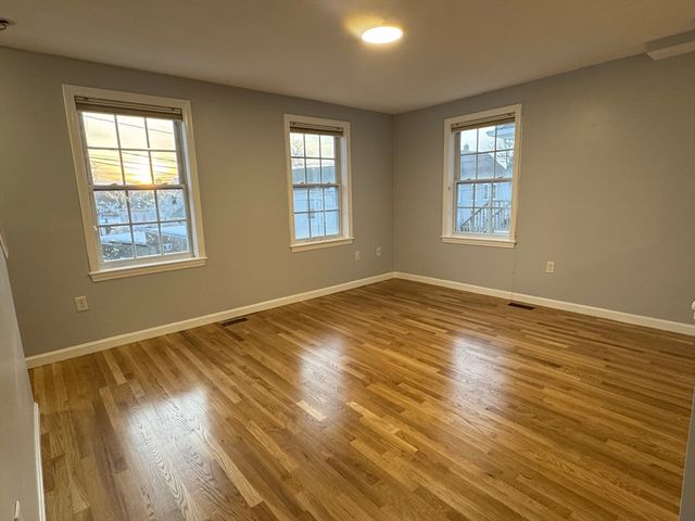 12 Bakers Ave, Weymouth, MA 02188