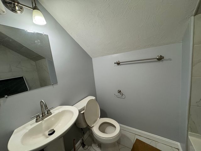 12 Bakers Ave, Weymouth, MA 02188