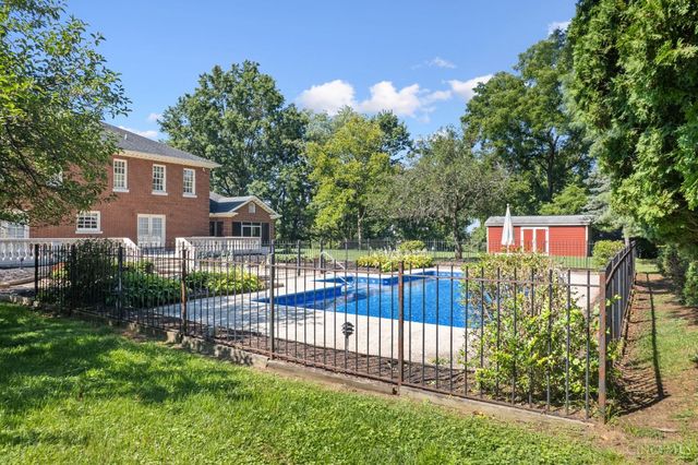 3590 Glendale Milford Road, Evendale, OH 45241