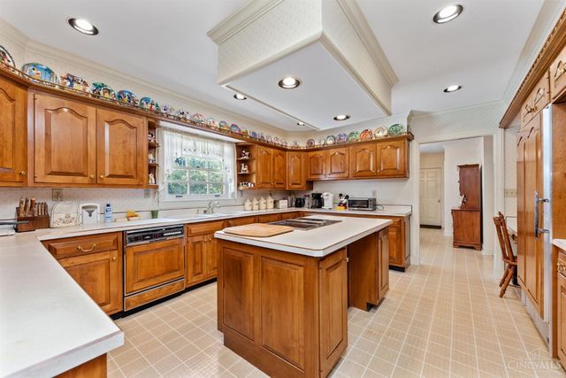 3590 Glendale Milford Road, Evendale, OH 45241