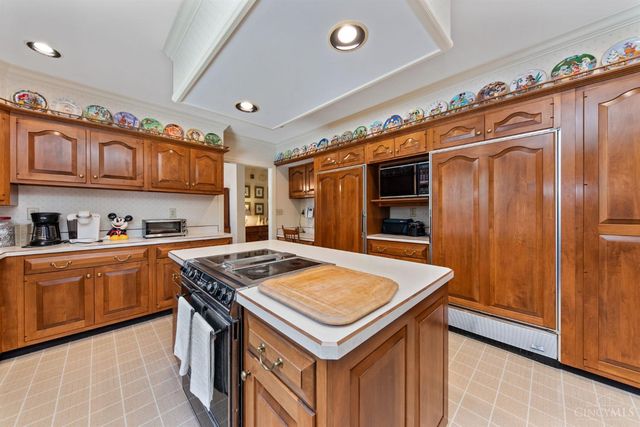 3590 Glendale Milford Road, Evendale, OH 45241