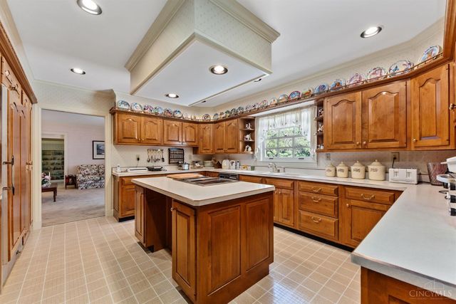 3590 Glendale Milford Road, Evendale, OH 45241