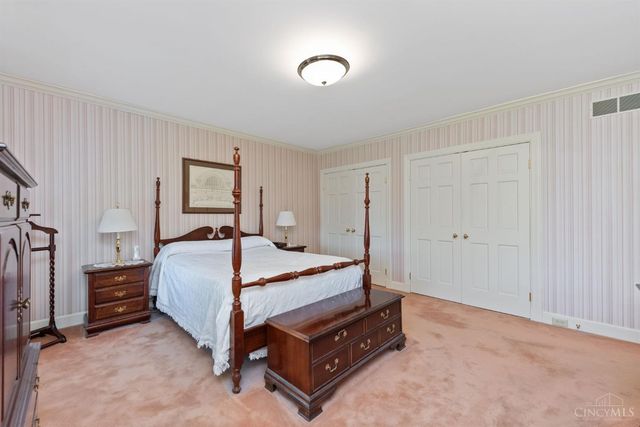 3590 Glendale Milford Road, Evendale, OH 45241