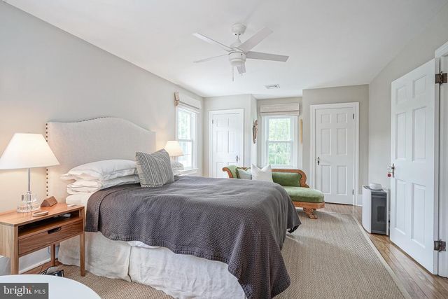 20 COOPER AVE, Marlton, NJ 08053