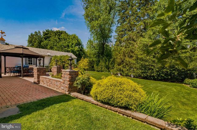 20 COOPER AVE, Marlton, NJ 08053