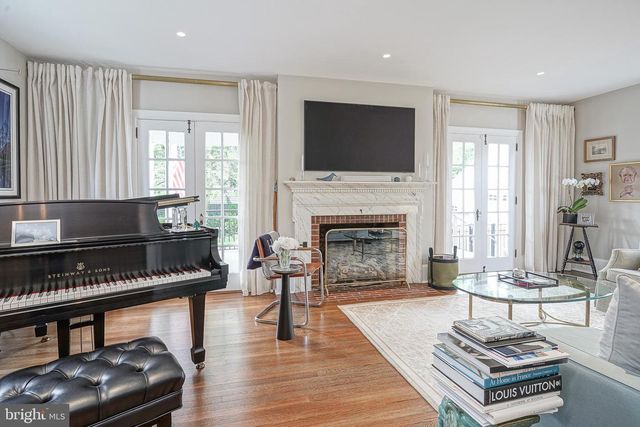 20 COOPER AVE, Marlton, NJ 08053