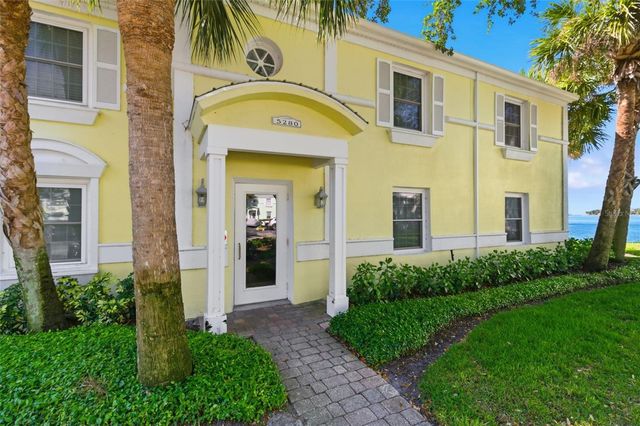 5280 COQUINA KEY DRIVE SE A furnished seasonal, St Petersburg, FL 33705